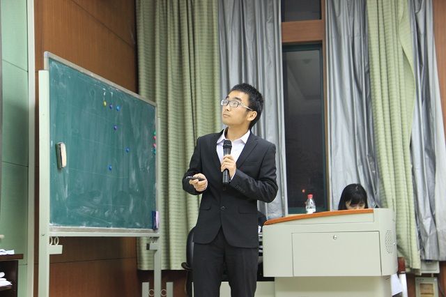 银河2013年大学生创新创业训练计划结项答辩会顺利举办