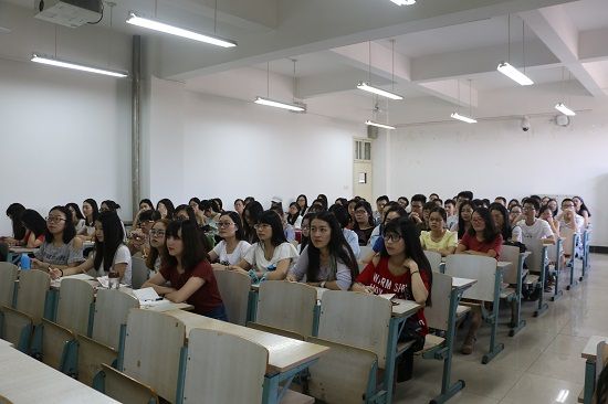 银河2016级学术型硕士研究生专业介绍会顺利举办