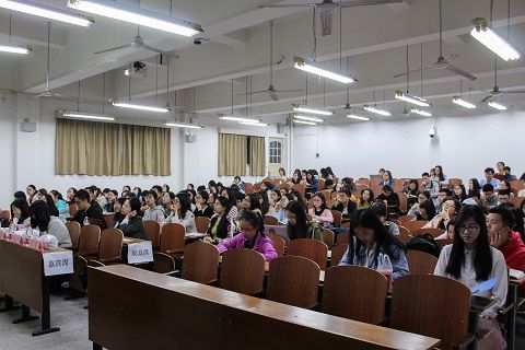 银河2017就业出国考研保研系列讲座成功举办