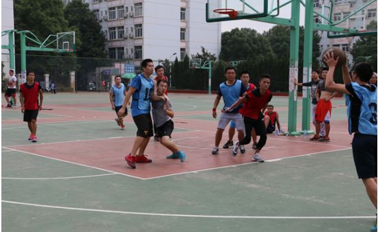 银河研一研二篮球对抗赛成功举办