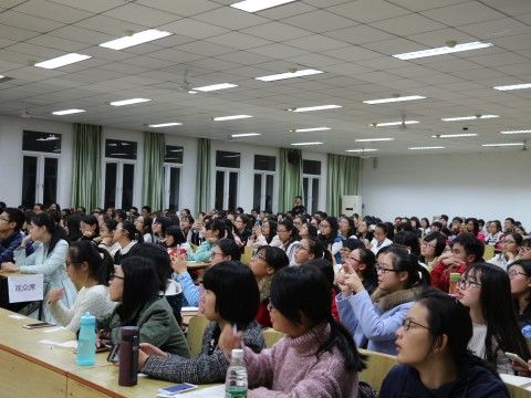 “会”意人生大学生涯规划讲座顺利举办